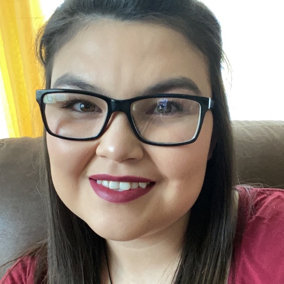 Meet your Posher, Kami - Picture 1 of 1